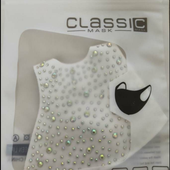 Face Mask - Picture 3 of 4